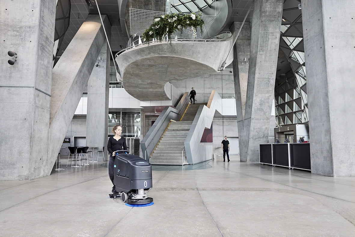 SC550 D 61 LI-ION EU/UK CONFEZIONE COMPL